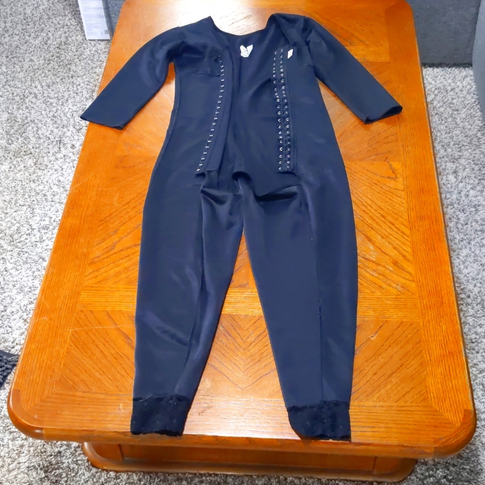 Macom Catsuit Black